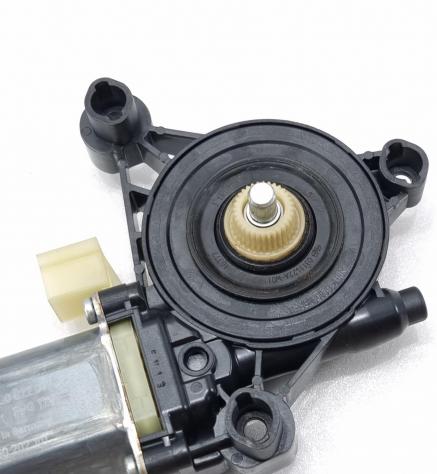 MOTORINO ALZAVETRO ANTERIORE DESTRA VOLKSWAGEN Tiguan Serie 5Q0959801C (16) - Foto 7