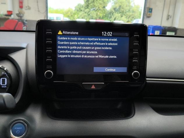 Toyota Yaris 1.5 Hybrid 5 porte Lounge - Foto 10