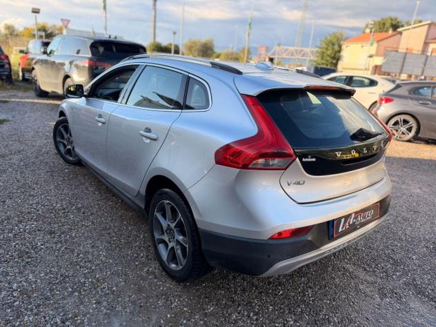 VOLVO - V40 Cross Country - D2 Volvo Ocean Race - Foto 3