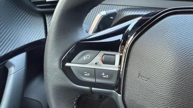 PEUGEOT 2008 1.2 145CV HYBRID e-DCS6 ALLURE*FULL LED*CARPLAY* rif. 23959290 - Foto 6