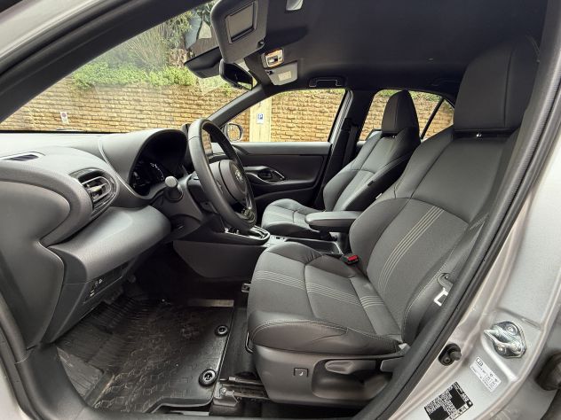 Toyota Yaris Cross Hybrid 2023 – 14.200 km – Garanzia Ufficiale - Foto 12