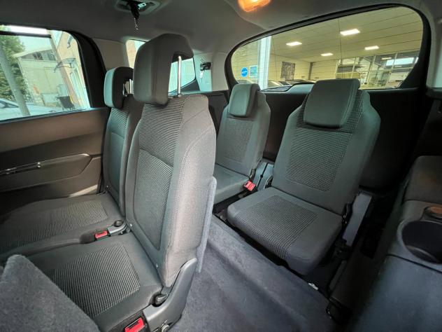 Peugeot 5008 1.6 HDi 112CV Business - Foto 9