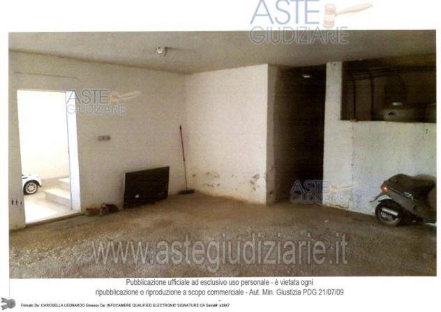 IMMOBILI-IMMOBILE COMMERCIALE-Via Tasso n. 1 - Foto 2