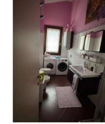 Immobile in asta di 100 m², box auto in vendita a Ferrara - Foto 2