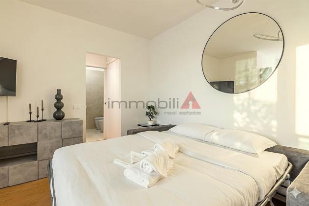 Milano zona Vigentina - Moderna Residenza con Zona Living Open-Space e Posto Auto Coperto - Foto 10