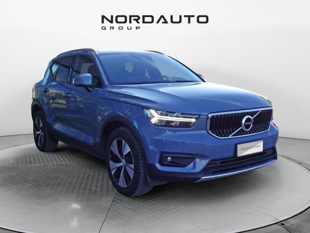 Volvo XC40 (2017--) D3 Geartronic Momentum Pro - Foto 2