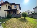 Villa singola con due appartamenti