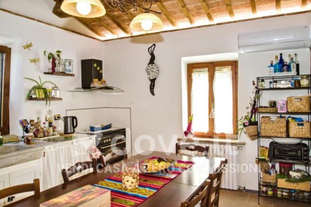 Rustico / Casale di 210 m² con 3 locali e posto auto in vendita a Chiusi - Foto 12