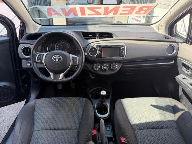 TOYOTA - Yaris - 1.0 5 porte Lounge - Foto 10
