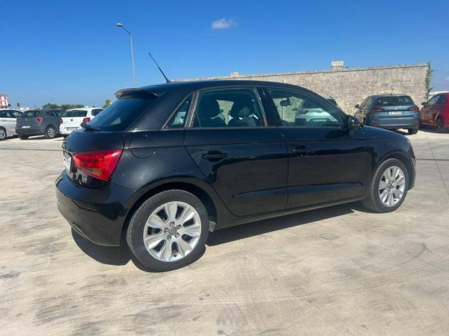 Audi A1 1.6 tdi Attraction 90cv - Foto 8