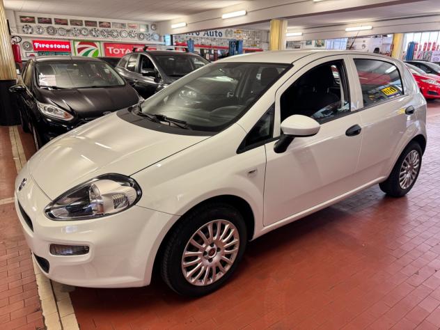 Fiat Punto 1.2 8V 5 porte Lounge - Foto 2