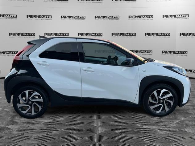 Toyota Aygo X 1.0B (72 CV) Lounge - Foto 6