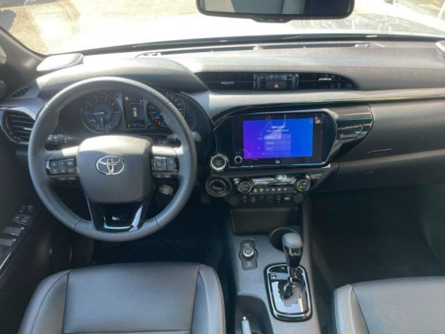 TOYOTA Hilux 2.8 D-4D A/T 4WD 48V 4 porte Double Cab Invincible rif. 22254030 - Foto 10