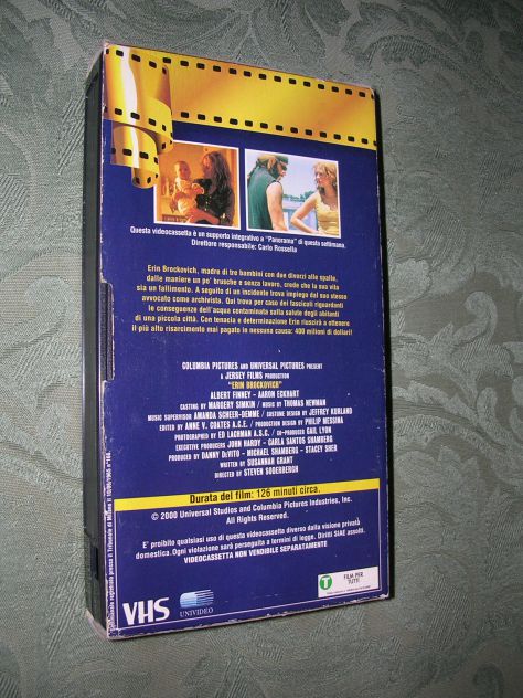 ERIN BROCKOVICH - Foto 3