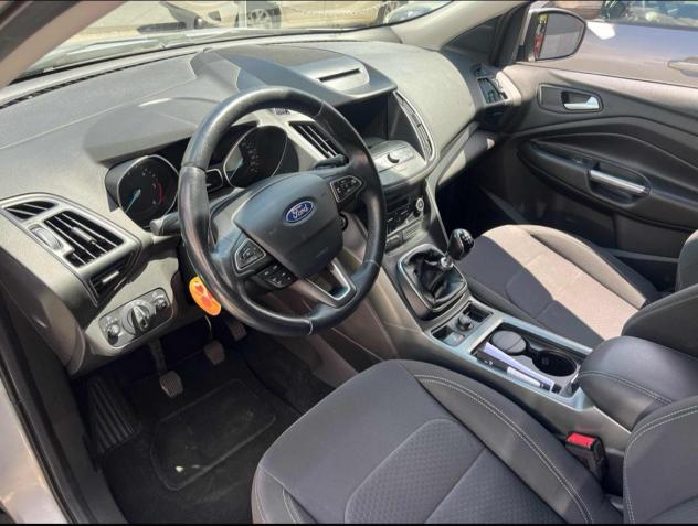 Ford Kuga 2.0 TDCI 150 CV S&S 2WD Business - Foto 9