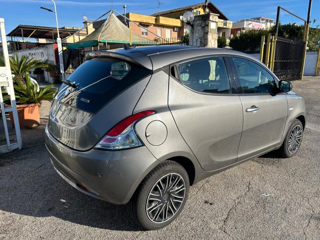 Lancia Ypsilon 1.0 FireFly 5 porte S&S Hybrid Gold Plus - Foto 7