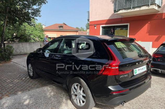Volvo XC60 XC60 B4 (d) AWD Geartronic Momentum Pro - Foto 6