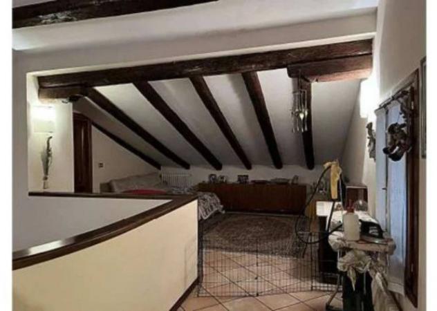 Immobile in asta di 416 m² con più di 5 locali e box auto in vendita a Cittadella - Foto 9