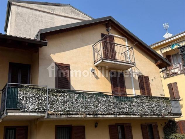 Luminoso appartamento su due livelli con posto auto - Foto 9