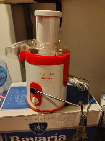 ESTRATTORE SUCCHI E CENTRIFUGA