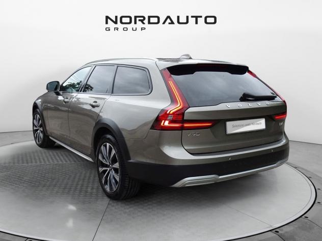 Volvo V90 Cross Country V90 CC (2016-2024) B4 (d) AWD automatico Core - Foto 4