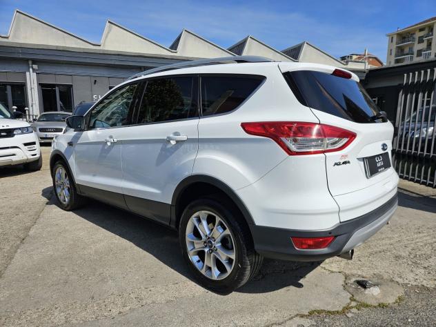 Ford Kuga 2.0 TDCi 150CV Pshift S&S AWD Titanium - Foto 6