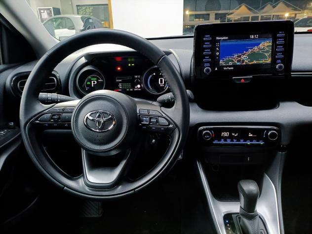 Toyota Yaris 1.5 HYBRID 95CV E-CVT AUTOMATIC HB TREND (TEAM DEUTSCHLAND) - FULL LED NAV CARPLAY CLIMA CAMERA CERC - Foto 4