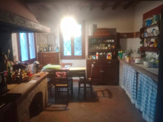 Villa di 10600 m² con più di 5 locali e box auto in vendita a Carpi