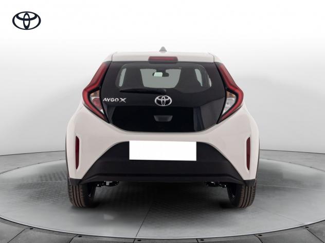 Toyota Aygo X 1.0 VVT-i 72 CV 5 porte Active - Foto 3