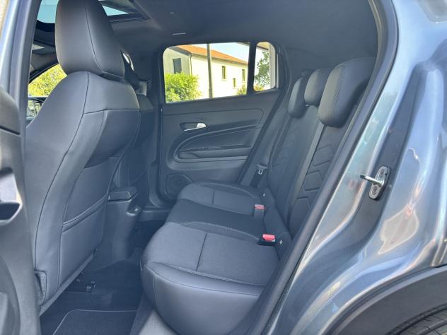 Jeep Avenger e-Hybrid 1.2 turbo e-hybrid mhev Summit 110cv #Tetto #Portellone Elettrico - Foto 10