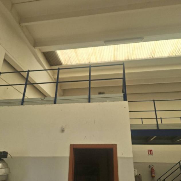 Immobile di 315 m² con 1 locale in affitto a Castelnuovo Rangone - Foto 3