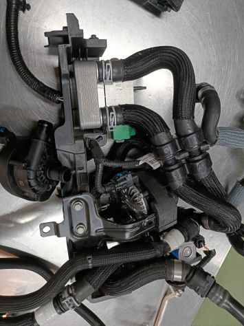 Kit Pompa acqua RADIATORI Hybrid DACIA DUSTER 2025 210101240r 212301538r 2101 - Foto 2