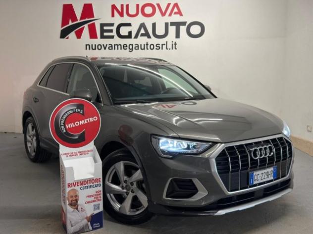 AUDI Q3 35 TDI quattro Business rif. 23408694