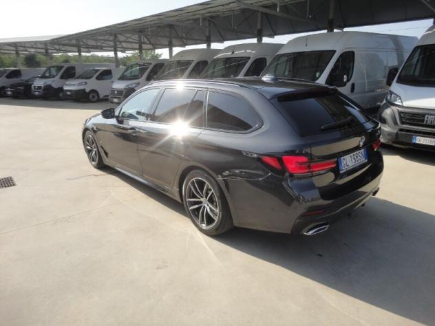 BMW Serie 5(G30/31/F90) 520d 48V Touring Msport - Foto 3
