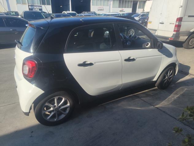 Smart ForFour 70 1.0 Passion km originali euro 6 - Foto 5