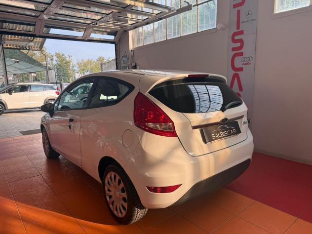Ford Fiesta Fiesta+ 1.2 82CV 3 porte - Foto 4