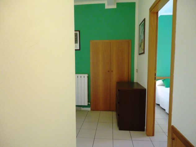 Bilocale con grande giardino - Foto 3