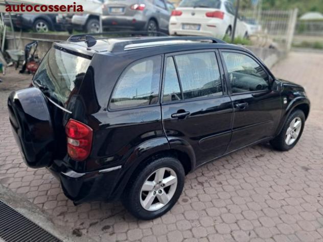 TOYOTA RAV 4 2.0 D4D rif. 23688708 - Foto 3