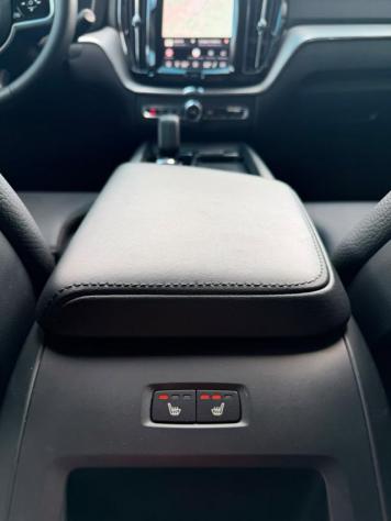 VOLVO XC60 B4 d automatico Plus Dark rif. 24177005 - Foto 9
