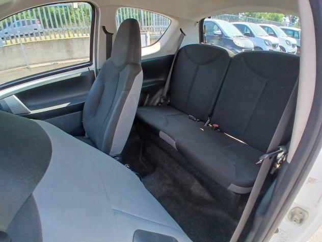 Toyota Aygo 1.0 12V VVT-i 3 porte Active Connect - Foto 10