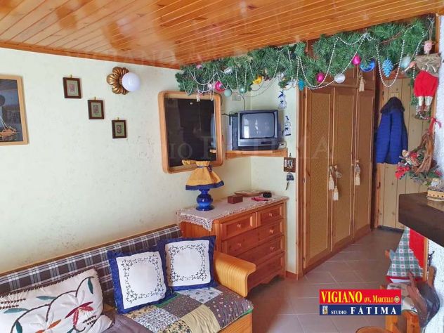 CAMPO DI GIOVE (AQ) - APPARTAMENTINO FINEMENTE ARREDATO - Foto 4