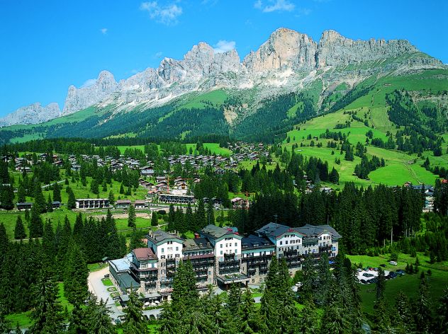 SULLE DOLOMITI IN ESTATE MONOVANO ACCESSORIATO 4 POSTI LETTO - Foto 8