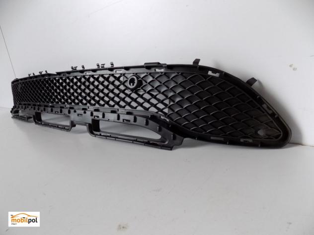 Griglia paraurti centrale Mercedes GLA W156 LCI - 11892