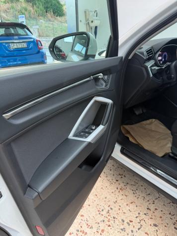 Audi Q3 40 TDI quattro S tronic 2022 - Foto 8