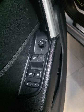 AUDI - Q2 - 35 TDI quattro S tronic Admired - Foto 8