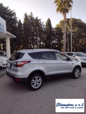 FORD - Kuga - 1.5 TDCI 120CV S&S 2WD P. Tit. Bus. - Foto 9