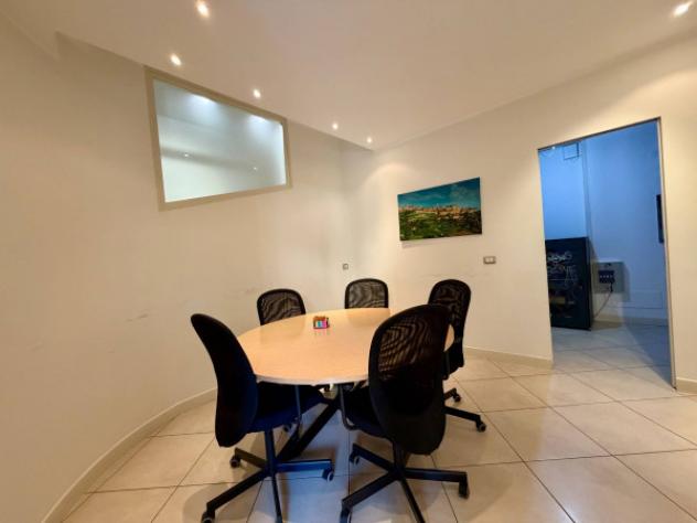Immobile di 270 m² con più di 5 locali in vendita a Bergamo - Foto 19