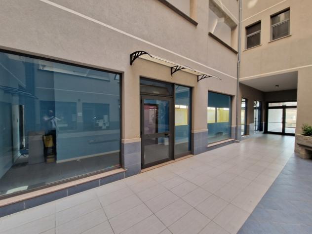 Locale commerciale in vendita a Messina - Foto 4
