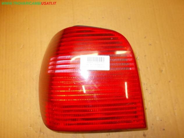 FANALE POST.S. VOLKSWAGEN POLO (6N) Parti elettriche Fanaleria Fanali Fanale post. sx. VOLKSWAGEN - POLO - 01-09-1994 - 01-09-2001