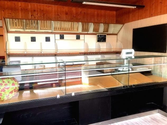 negozio in vendita a San Vincenzo